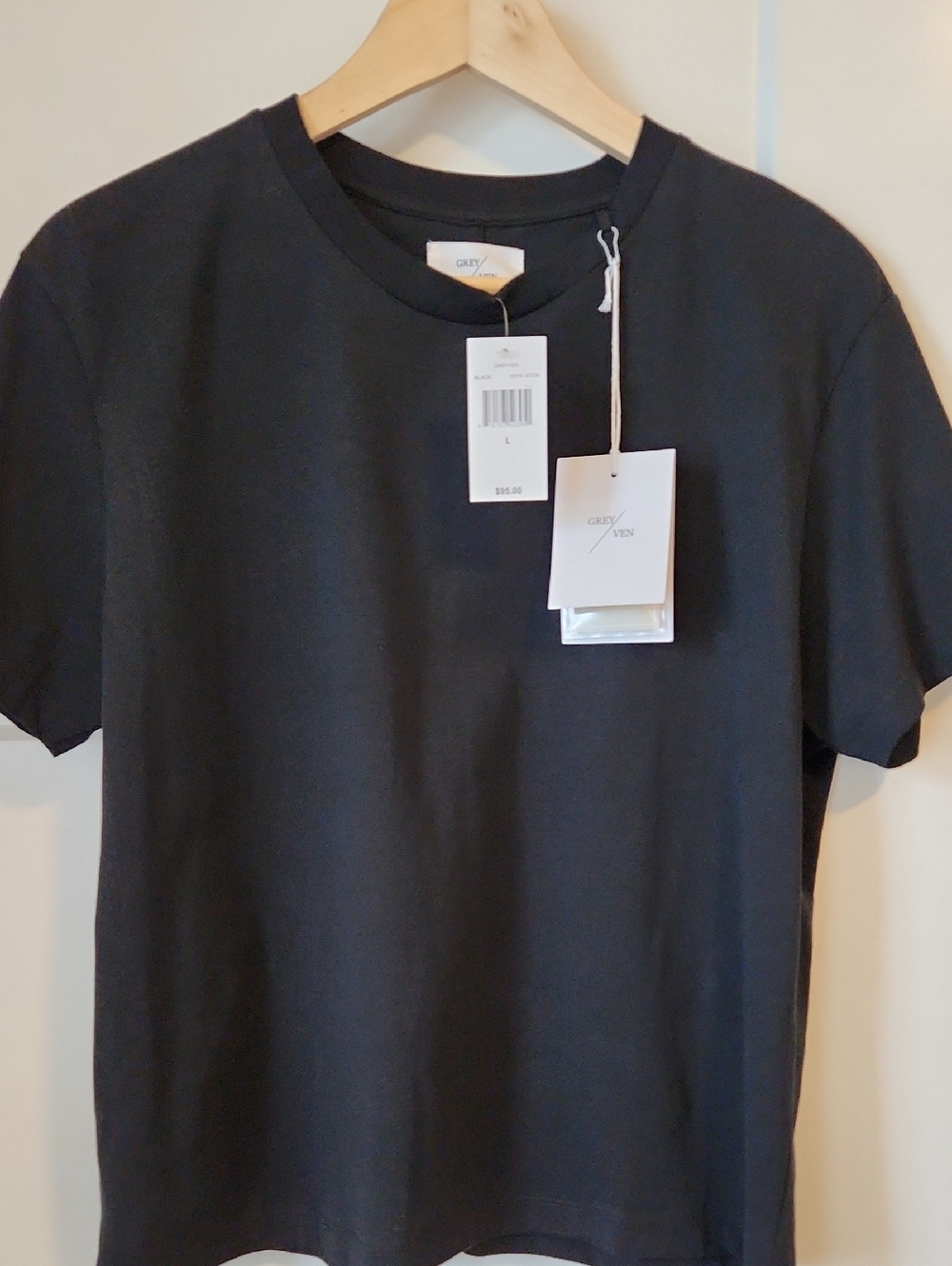 NWT Women’s Black Crewneck T-Shirt